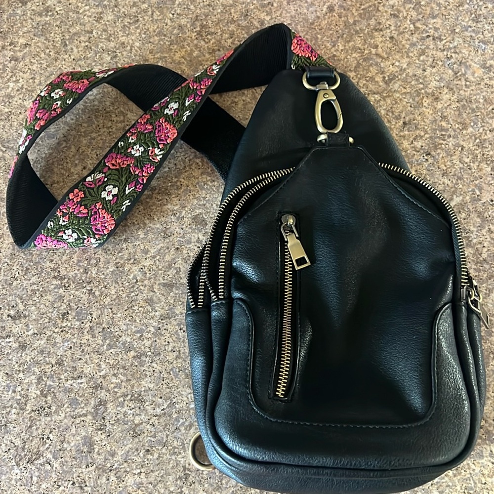 Sling bag